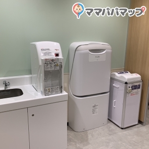 スーパービバホーム八王子多摩美大前店(2F)の授乳室・おむつ替え台の写真(7枚目)