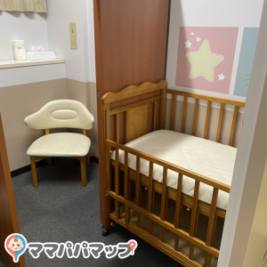 スキージャム勝山(1階室内キッズスペース横)の授乳室・オムツ替え台情報 画像3