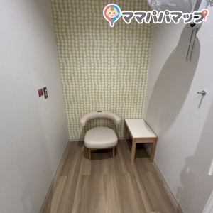 三井アウトレットパーク岡崎の授乳室・オムツ替え台情報 画像1