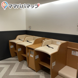 札幌三越(10F)のオムツ替え台情報 画像5