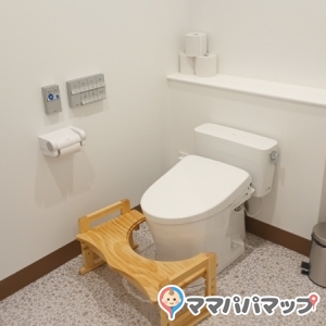 親子トイレ内部