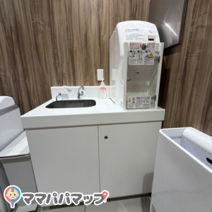 京都BAL（４階）(4F)の授乳室・オムツ替え台情報 画像2