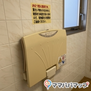 北区　区民センター赤羽北(2F)のオムツ替え台情報 画像3