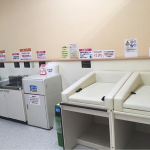 イオン駒岡店〔旧 ジャスコ〕(2F)の授乳室・オムツ替え台情報 画像13