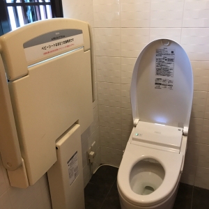 横浜大飯店(3F)の授乳室・おむつ替え台の写真(1枚目)