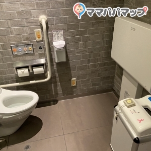 Sky Dining 天空／名古屋プリンスホテル スカイタワー(31F)のオムツ替え台情報 画像3