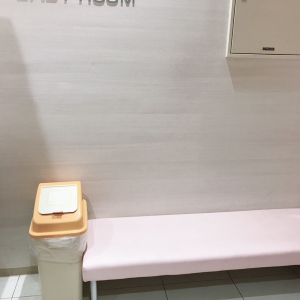 オムツのゴミ入れ。