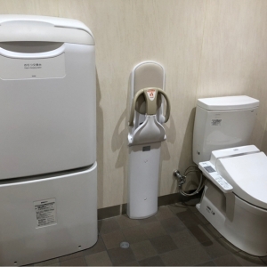 ベイシアスーパーマーケット前橋岩神店(1F)のオムツ替え台情報 画像1