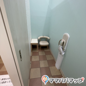 授乳室　鍵付き