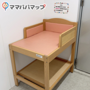 オンリーワン 与次郎店 1階(1F)の授乳室・おむつ替え台の写真(3枚目)