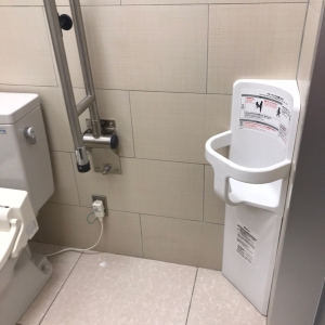 だれでもトイレ内ベビーキープ