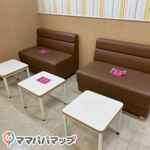 イオン三好店(2階 赤ちゃん休憩室)の授乳室・オムツ替え台情報 画像6