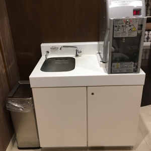 イオンモール水戸内原店 ダイソー近くのトイレスペース内(3F)の授乳室・オムツ替え台情報 画像6