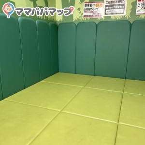 スーパーアークス 日吉店のオムツ替え台情報 画像1