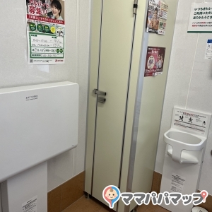 スギドラッグ 長久手店(1F)の授乳室・おむつ替え台の写真(1枚目)