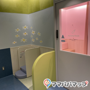 アトレ亀戸(5F)の授乳室・おむつ替え台の写真(4枚目)