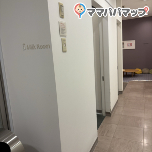 東京ミッドタウン(ガレリア2F(ベビールーム))の授乳室・オムツ替え台情報 画像6