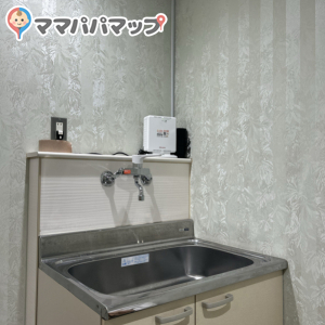 新大阪駅 地下鉄 中改札構内(2F)の授乳室・オムツ替え台情報 画像3
