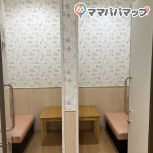 プラスワン島忠ホームズ北赤羽店(1F)の授乳室・オムツ替え台情報 画像3