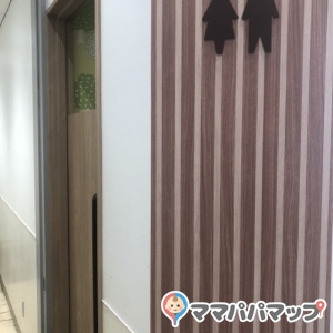 ラクーア1階(1F)のオムツ替え台情報 画像2