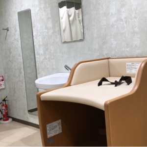 新大阪駅 地下鉄 中改札構内(2F)の授乳室・オムツ替え台情報 画像9