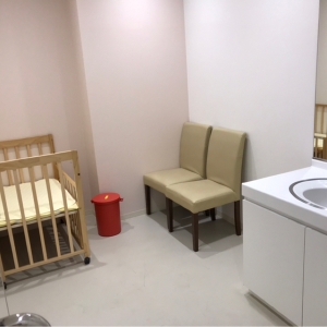 ドコモショップつくば研究学園店の授乳室・オムツ替え台情報 画像2