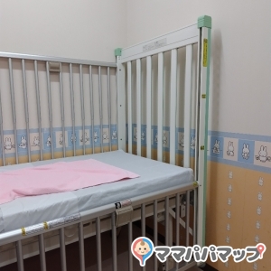 広いベッドがあります