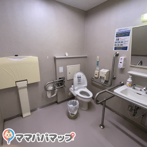 JKK東京新宿窓口センター(1F)のオムツ替え台情報 画像1