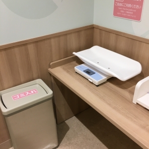 イオンタウンユーカリが丘(西館 1階)の授乳室・おむつ替え台の写真(6枚目)