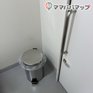 コストコ ホールセール 浜松倉庫店(1F)の授乳室・オムツ替え台情報 画像3