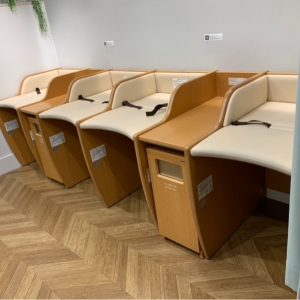 オムツ換えスペースはかなり広めです