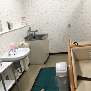 長崎空港(2F レストラン横)の授乳室・オムツ替え台情報 画像8