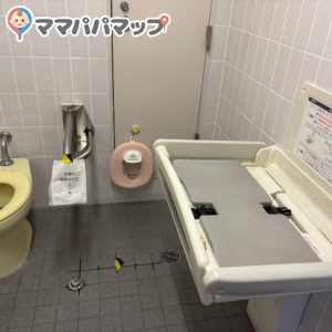 各階多目的トイレ