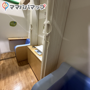 イオンモール 3階 フードコート(3F)の授乳室・おむつ替え台の写真(3枚目)