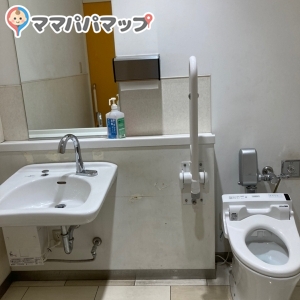 トイレ全体