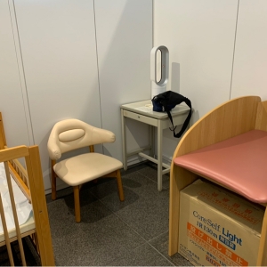 神戸市役所本庁舎(1号館 1階)の授乳室・オムツ替え台情報 画像4