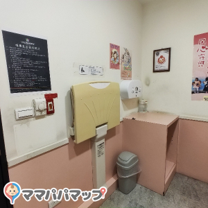 台北信義威秀影城の授乳室・おむつ替え台の写真(3枚目)