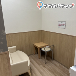 アピタ蒲郡店(2F)の授乳室・オムツ替え台情報 画像9