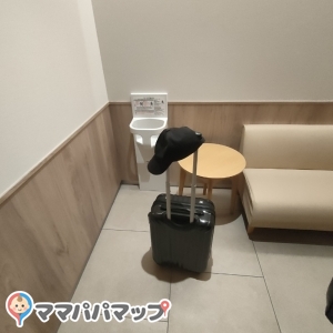 授乳室　中は広い