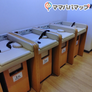 上野駅改札内ベビー休憩室(3F)の授乳室・おむつ替え台の写真(3枚目)