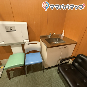 横浜市立大学附属市民総合医療センター(1F)の授乳室・オムツ替え台情報 画像4