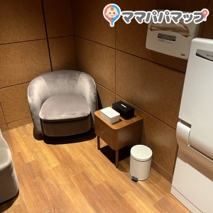 ザマークグランドホテル3階(3F)の授乳室・オムツ替え台情報 画像1