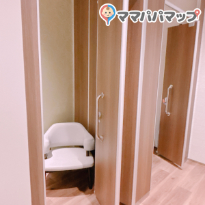 AMUWEM(2F)の授乳室・オムツ替え台情報 画像1