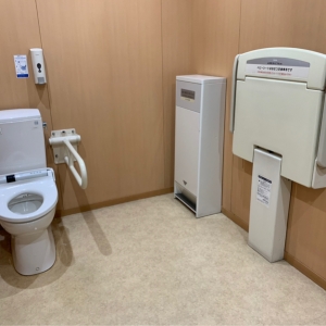 エディオン　広店(2F)の授乳室・おむつ替え台の写真(3枚目)