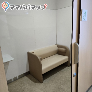 タヌキの里休憩所の授乳室・オムツ替え台情報 画像2