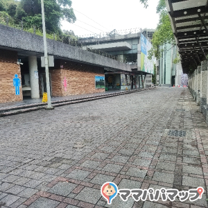 女性用トイレにおむつ台あり。（2026.05byみみ）