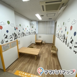 プレイルーム、お食事スペース