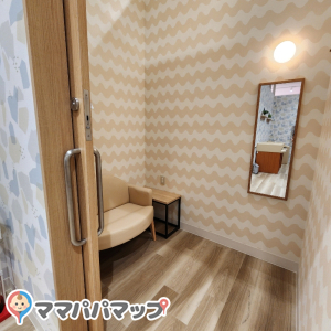 ららぽーと安城 1F アカチャンホンポ内(1F)の授乳室・オムツ替え台情報 画像5