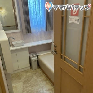 メイプルカフェの授乳室・オムツ替え台情報 画像4