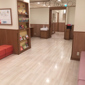 入って右折すると奥に授乳室が見える